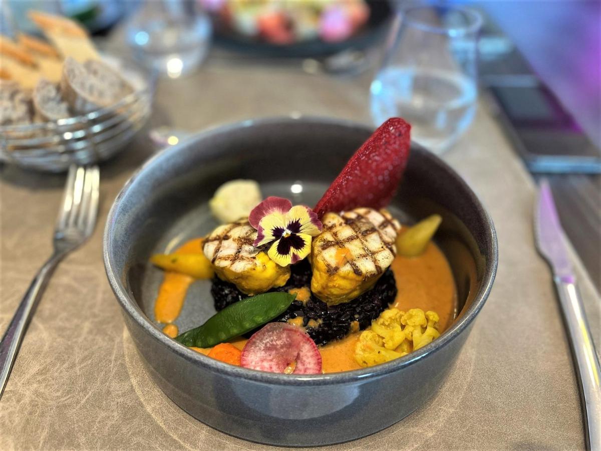 Hotel Restaurant Du Parc Saumur Logis Elegance ภายนอก รูปภาพ