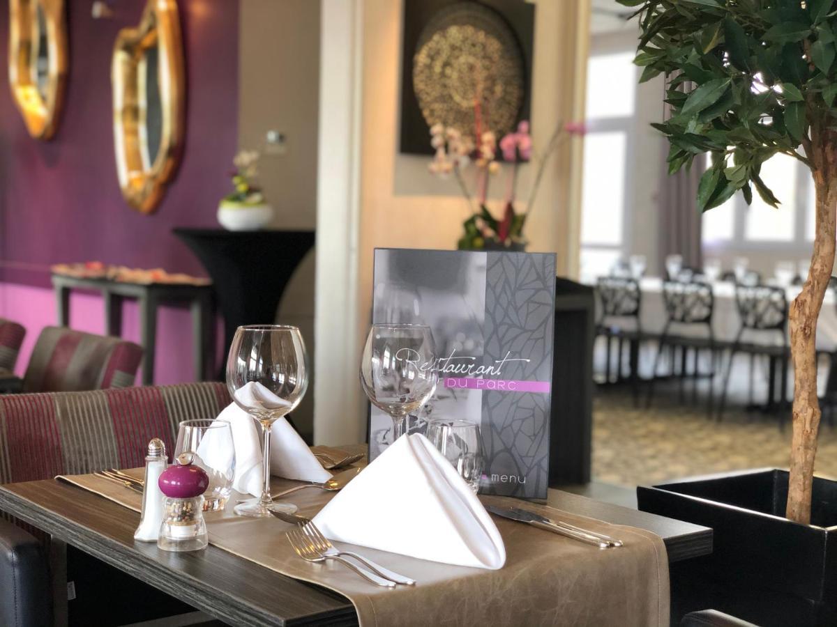 Hotel Restaurant Du Parc Saumur Logis Elegance ภายนอก รูปภาพ